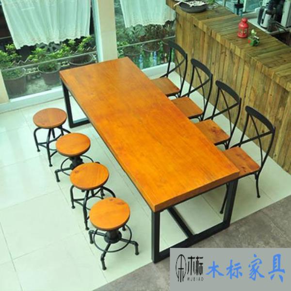 實(shí)木餐桌椅定制的四大基本原則你知曉幾個(gè)？ 