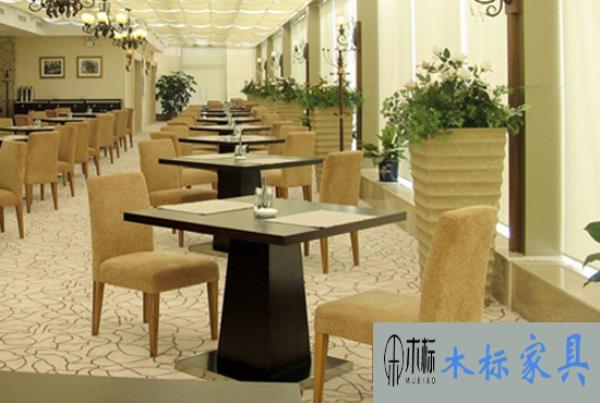 食堂餐桌椅定制需要注意哪個環節|餐飲家具 